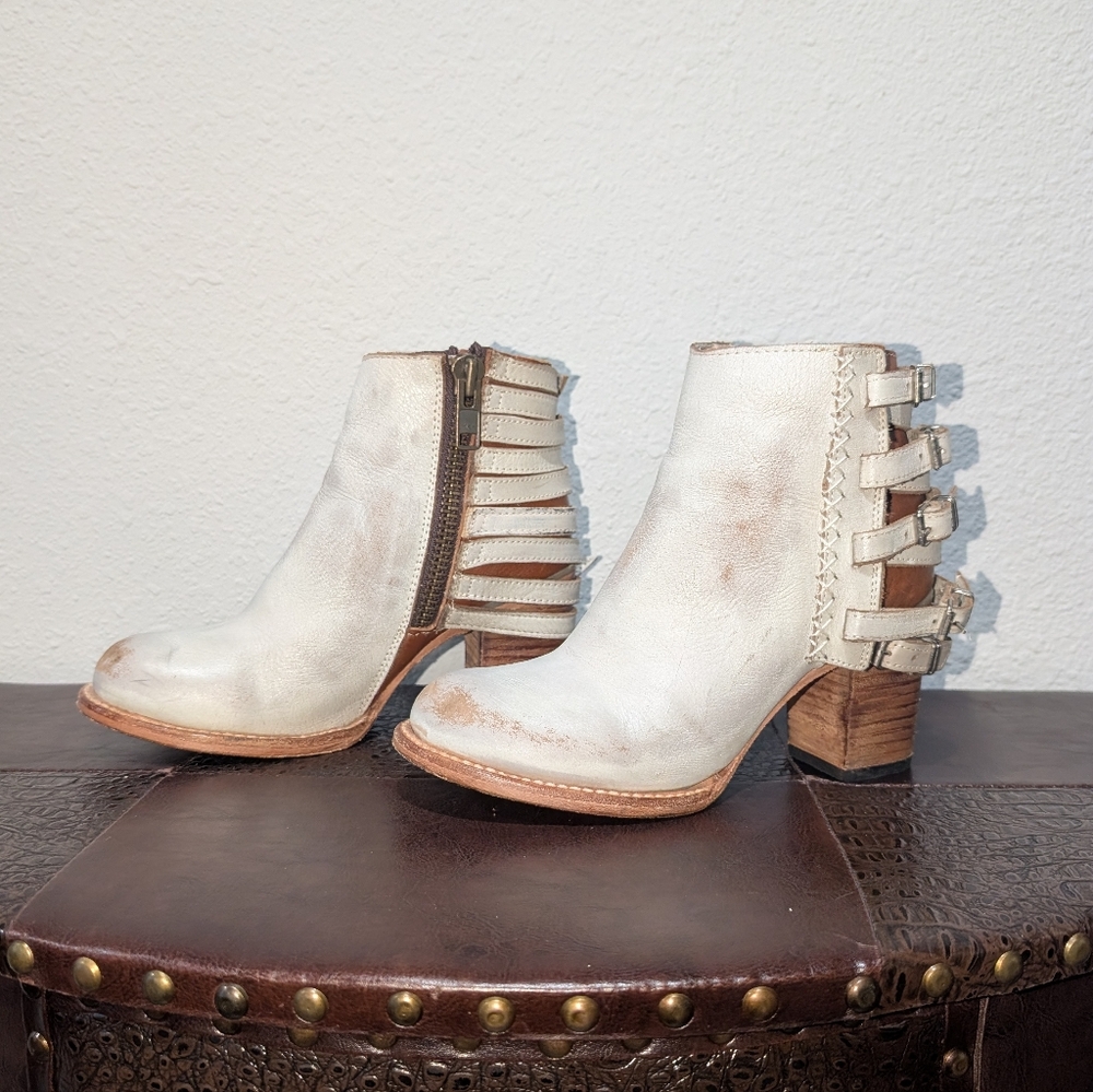 RARE FreeBird Hermosa Ice Ankle Booties size 7 - Picture 3 of 16